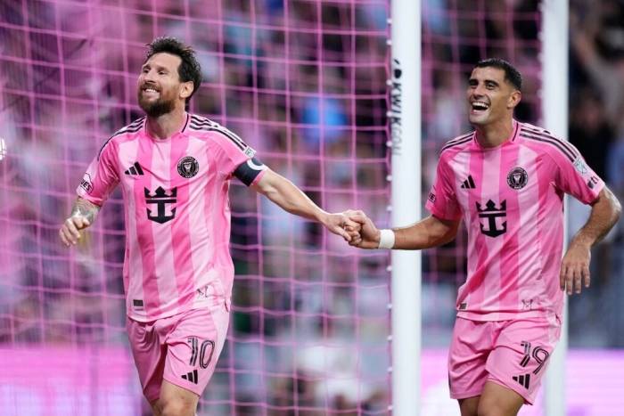 Messi ăn mừng trong trận thắng D.C. United ở giải MLS trên sân Nu, Miami, Florida, Mỹ ngày 10/10/2026. Ảnh: AP