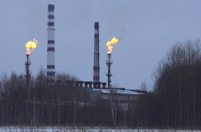 Cơ sở lọc dầu của Rosneft gần thành phố Krasnoyarsk, vùng Siberia, Nga tháng 2/2008. Ảnh: Reuters