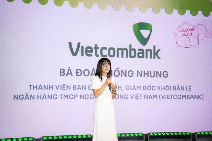 Bà Đoàn Hồng Nhung phát biểu tại sự kiện ra mắt chương trình Quán nhà Haha. Ảnh: Vietcombank