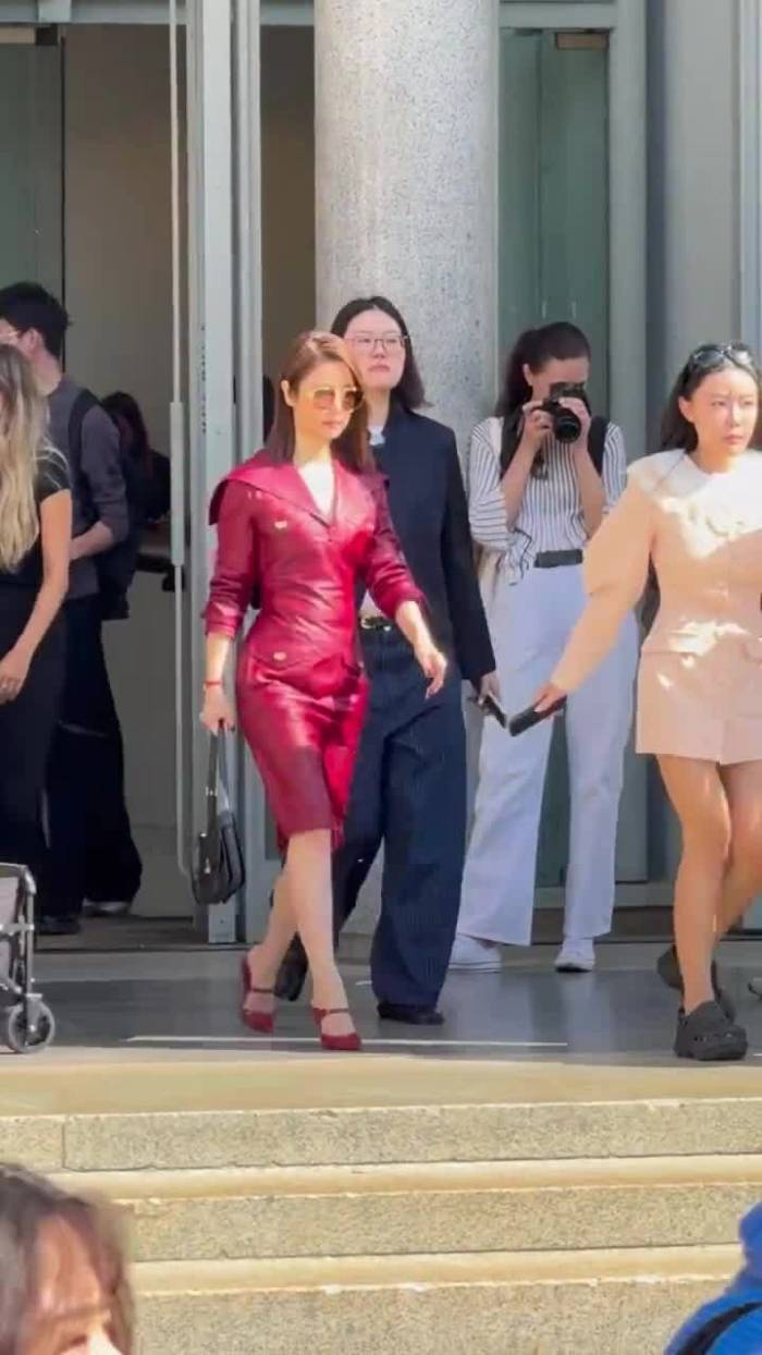 Lâm Tâm Như tuần thời trang Milan