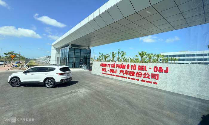 Nhà máy lắp ráp ôtô của Công ty cổ phần ôtô Gel - O&J tại Hưng Yên ngày 30/9. Ảnh: Lương Dũng