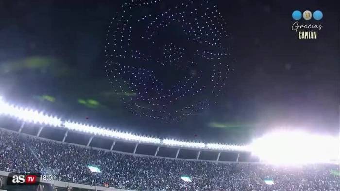 Quảng cáo trong lễ tri ân Messi