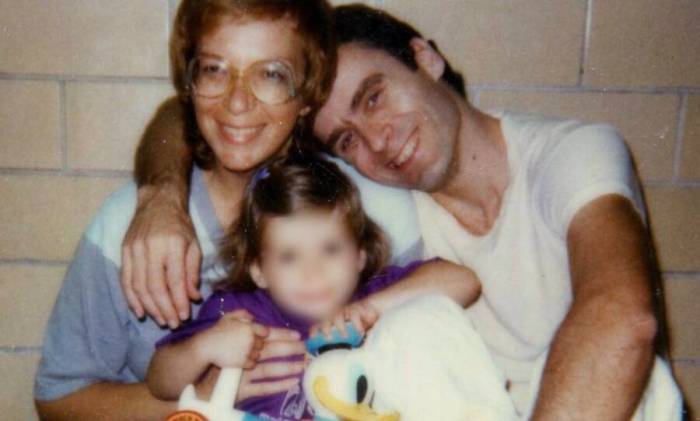 Carole Ann Boone sinh con cho gã sát nhân Ted Bundy khi hắn đang bị giam giữ chờ ngày thi hành án tử hình. Ảnh: ATI
