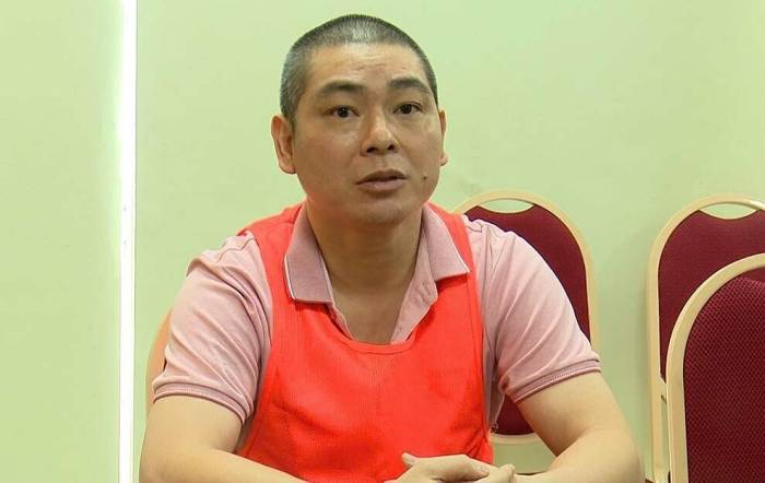 Lương Song Hào tại cơ quan điều tra. Ảnh: Công an cung cấp