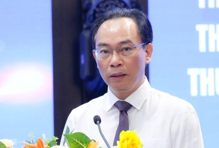 Bộ trưởng Giáo dục và Đào tạo Hoàng Minh Sơn phát biểu tại hội nghị Giáo dục đại học ngày 1/10. Ảnh: Lệ Nguyễn