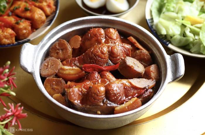 Cá là nguồn protein có thể kết hợp trong bữa ăn cùng rau và lượng tinh bột phù hợp. Ảnh minh họa: Bùi Thủy
