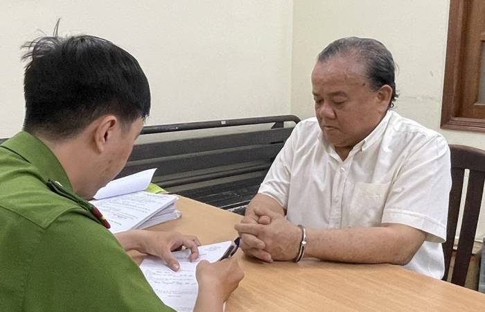 Trần Anh Vũ tại cơ quan điều tra. Ảnh: Bảo Trân