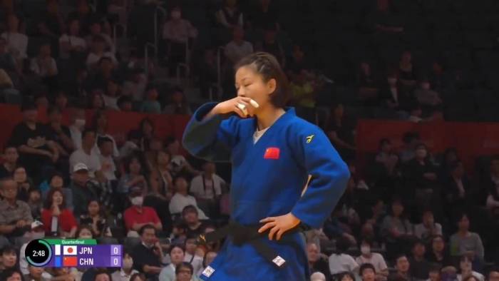 Võ sĩ judo Trung Quốc cắn đối thủ ở ASIAD 2026