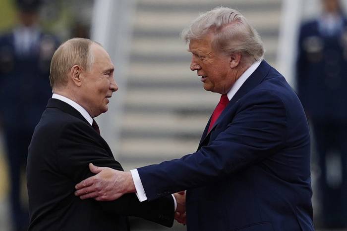 Tổng thống Putin (trái) và Tổng thống Trump tại Alaska hồi tháng 8/2025. Ảnh: AP