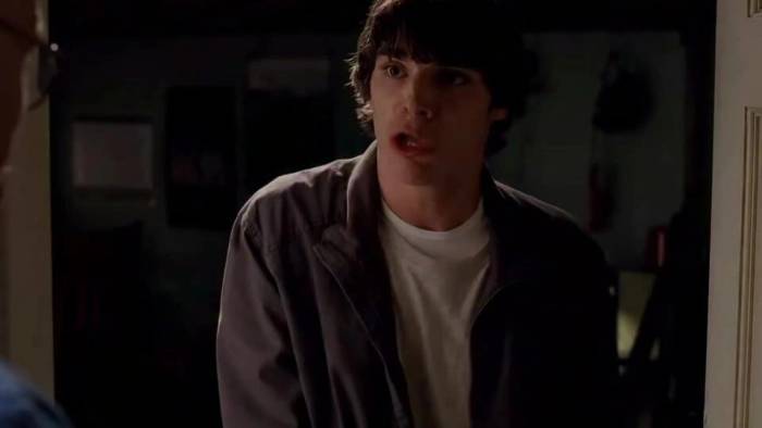 RJ Mitte và Bryan Cranston trong phim 'Breaking Bad'