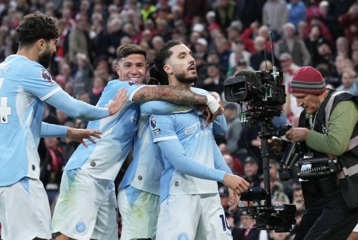 Rayan Cherki mừng bàn ấn định tỷ số trong trận Man City thắng Liverpool 3-0 ở vòng sáu Ngoại hạng Anh tại Anfield, thành phố Liverpool, Anh, ngày 11/10/2026. Ảnh: AP